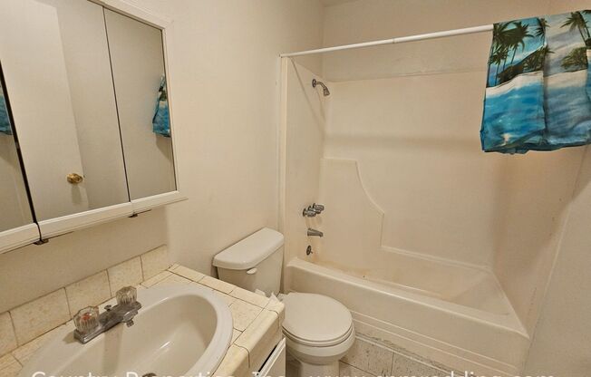 2 beds, 1 bath, $1,150, Unit #4