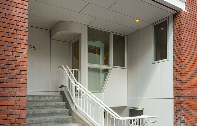 175 WESTERN AVE