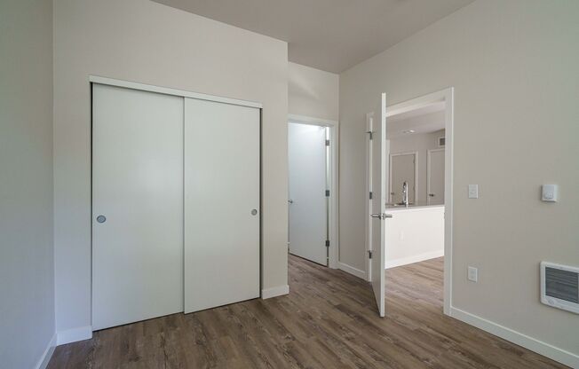 1 bed, 1 bath, 661 sqft, $1,550, Unit 208