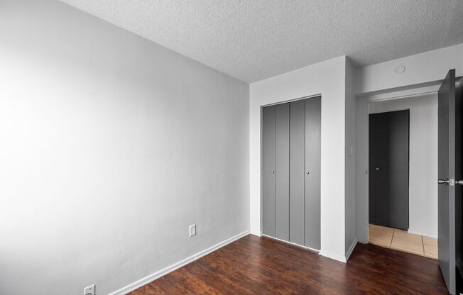 2 beds, 1 bath, 800 sqft, $949, Unit Apt. 505