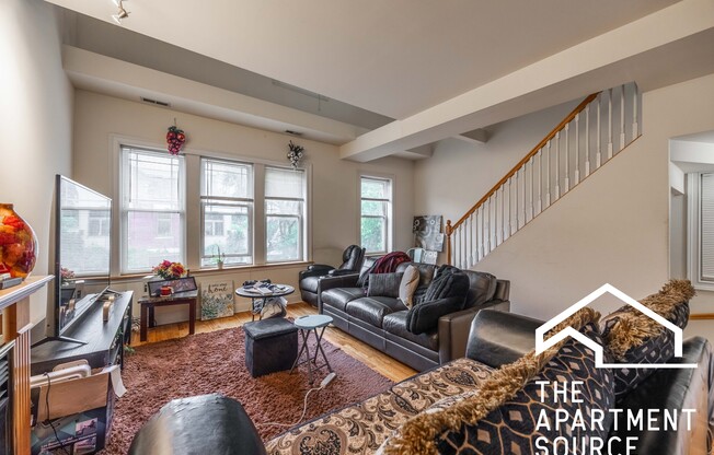 1720 W Beach Ave