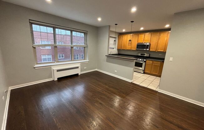 2 beds, 1 bath, 614 sqft, $1,695, Unit 2732-C3