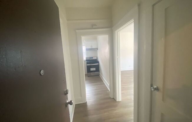 Studio, 1 bath, 400 sqft, $1,495, Unit 1516-30