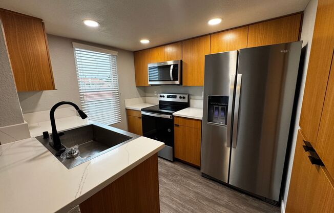 2 beds, 2 baths, 986 sqft, $2,595, Unit 704