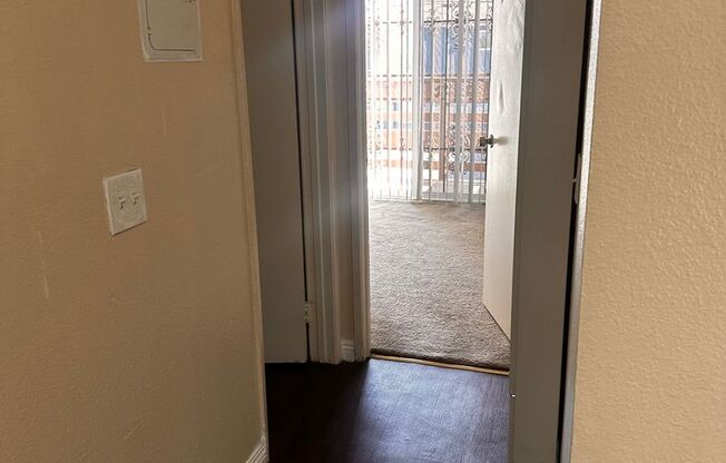 1 bed, 1 bath, 525 sqft, $1,595, Unit C