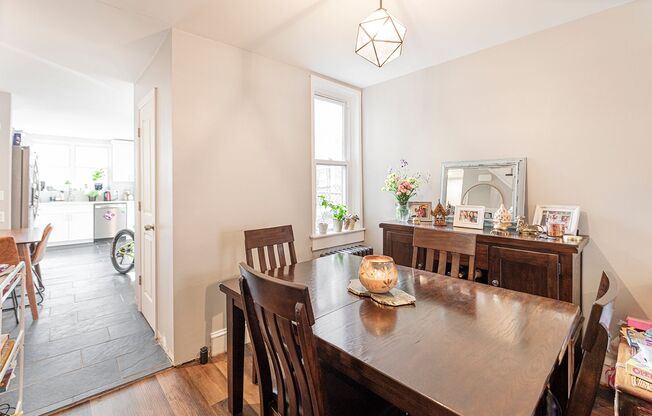 Fitler Square Three Bed Home