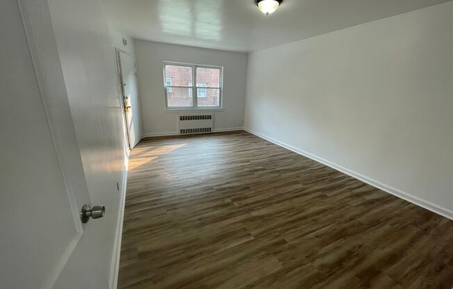 1 bed, 1 bath, $1,385, Unit 76-A3