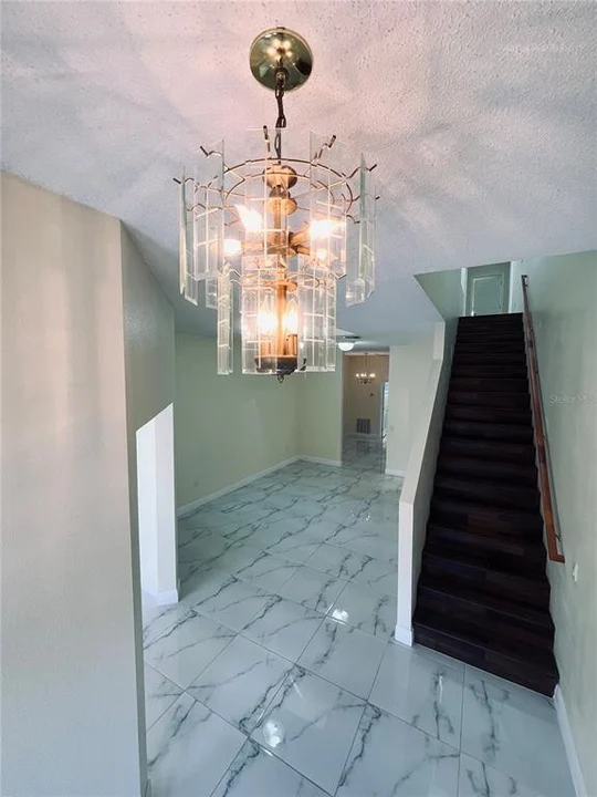 1005 UNIVERSAL REST PL