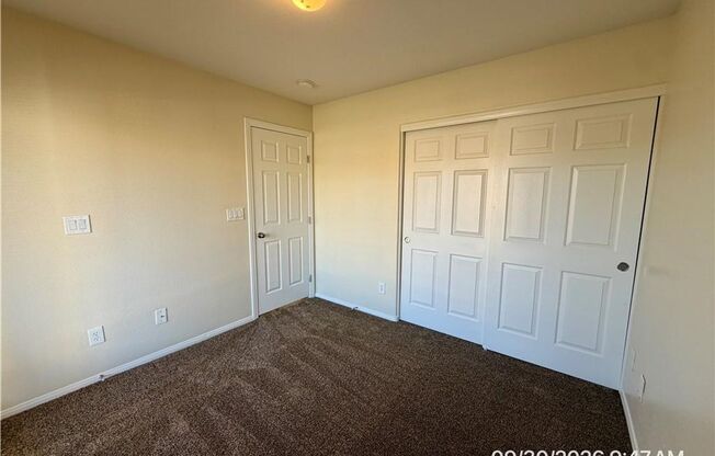 3 beds, 2.5 baths, $2,150