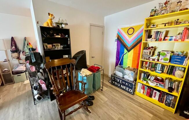 2 beds, 1 bath, $1,350, Unit 311
