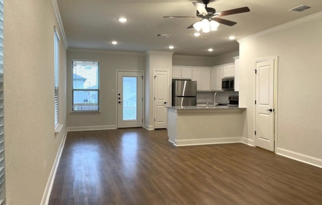 2222 Sandlewood Cove