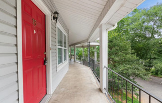 Modern 2 bedroom Apartment near Downtown!