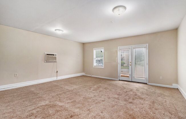 3 bdrm, 2 bath in Stone Mountain