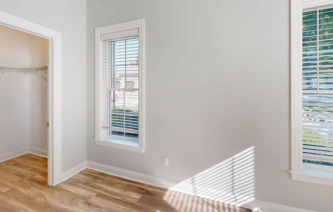 1 bed, 1 bath, 775 sqft, $2,225, Unit 7106