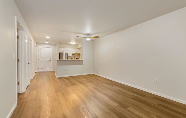 1 bed, 1 bath, 593 sqft, $1,795, Unit 206