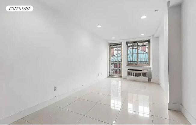 207 W 115 ST