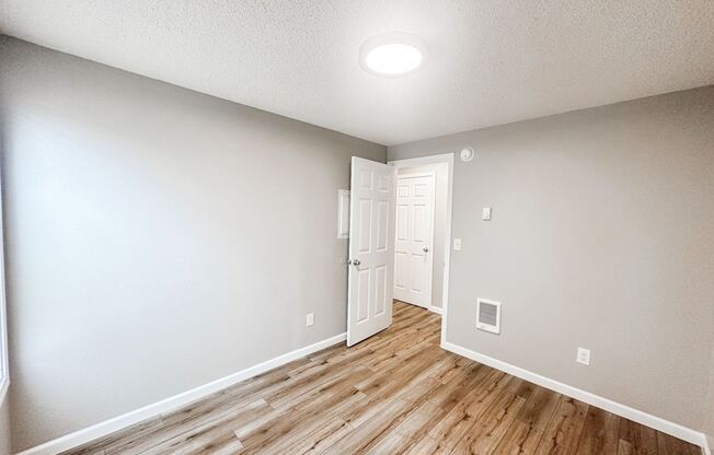 2 beds, 2 baths, 1,096 sqft, $1,475, Unit 1883C