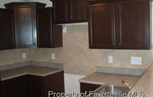 3 beds, 2 baths, $1,750