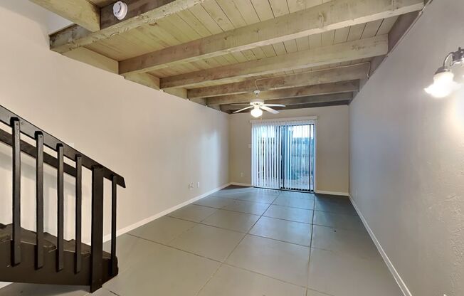 4900 El Campo