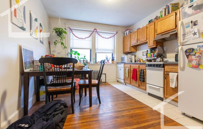 Don't miss this deal! 4-bed, 2-bath in Brighton