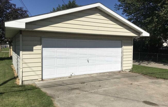 2 bedroom 1 bath