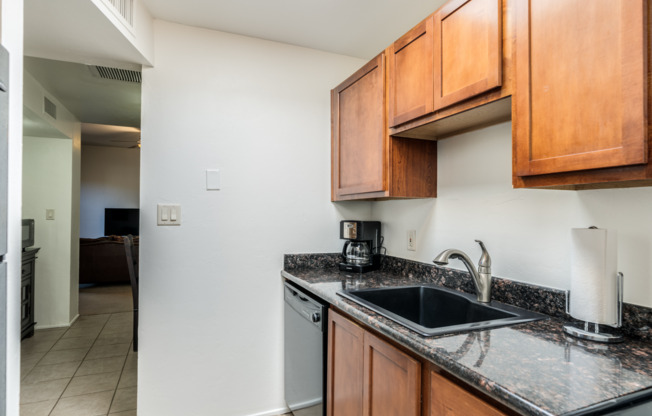 1 bed, 1 bath, 800 sqft, $1,150, Unit 4