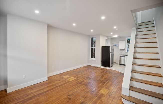 Bright and Open 2 Bedroom/1 Bath in West Philly, Pet Friendly!