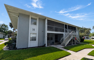 700 E Airport Blvd. Apt I5