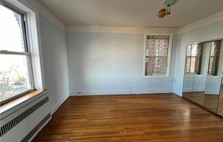 1 bed, 1 bath, 1,000 sqft, $2,200, Unit 4L