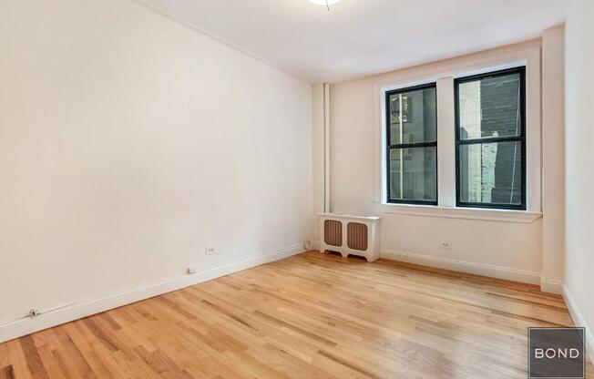 2 beds, 1 bath, $6,495, Unit 508