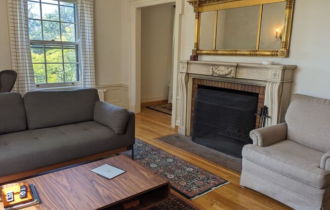 1 bed, 1 bath, 800 sqft, $1,750, Unit A21