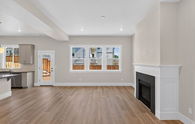 4 beds, 2.5 baths, $3,400
