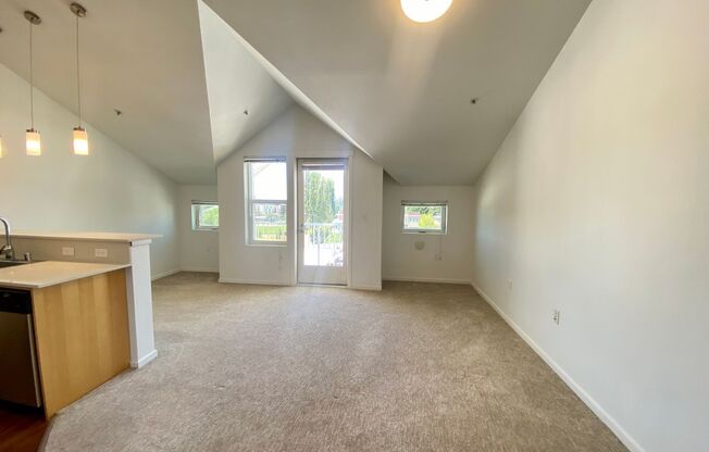 1 bed, 1 bath, 600 sqft, $2,295, Unit 1505-A