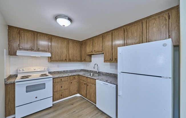 15 Old Colony Ln