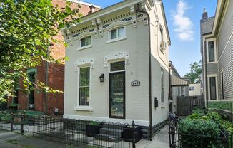 Two Bedroom in Newport!