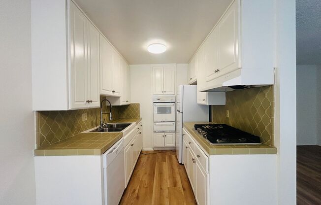 2626 11th St Apartments