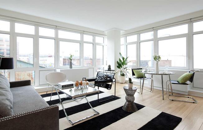 1 bed, 1 bath, 683 sqft, $5,191, Unit 615