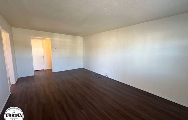 2 beds, 1 bath, $2,500