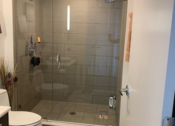 Studio, 1 bath, 512 sqft, $2,900, Unit 24I