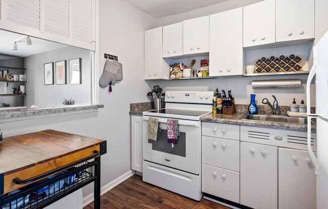 Gold Coast 1bed/1bath Apartment
