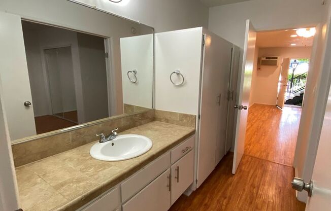 1 bed, 1 bath, $1,825, Unit 072#106