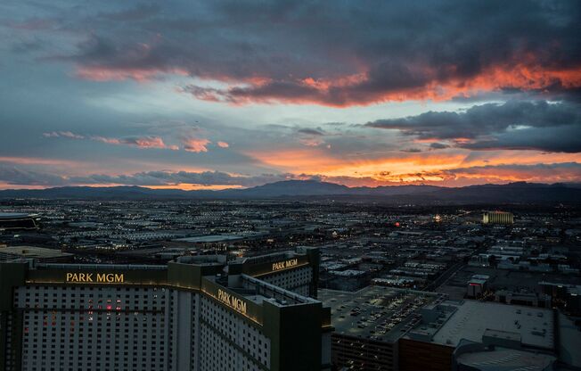 1 bed, 1.5 baths, $5,995, Unit #3902