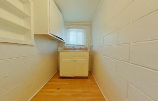 1112 SYKES AVE