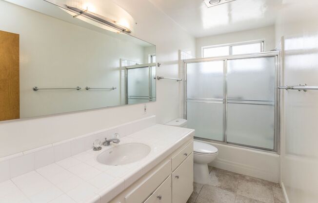 2508 3rd St.