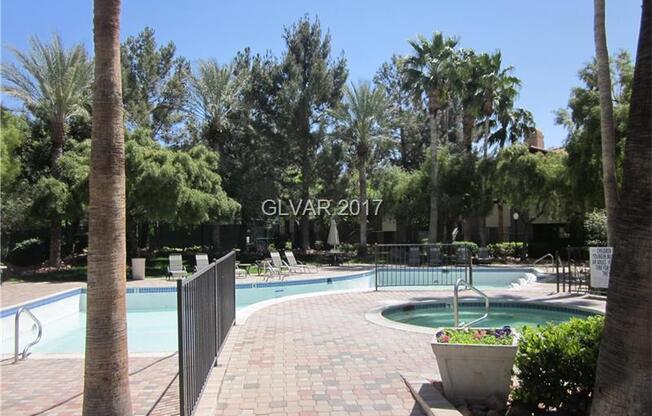 2 beds, 2 baths, $1,395, Unit #1033
