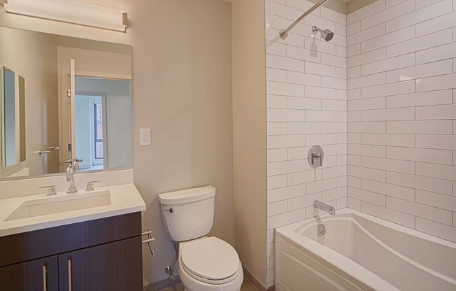 2 beds, 2 baths, 926 sqft, $5,310, Unit 1026
