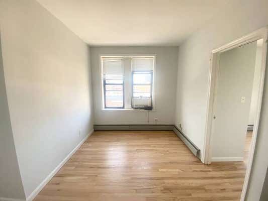 40 4 36 AVE