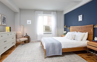 1 bed, 1 bath, 944 sqft, $6,054, Unit 10H