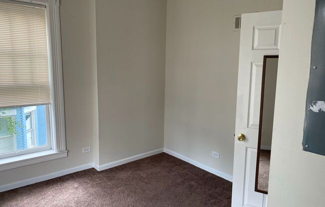 4 beds, 1 bath, $1,750