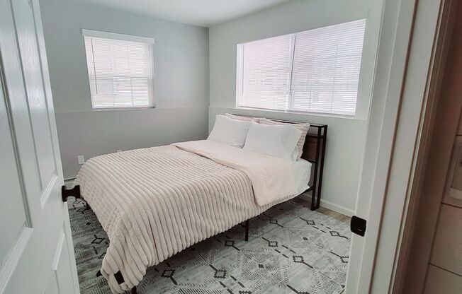 2 beds, 2 baths, 915 sqft, $2,575, Unit 4346-15